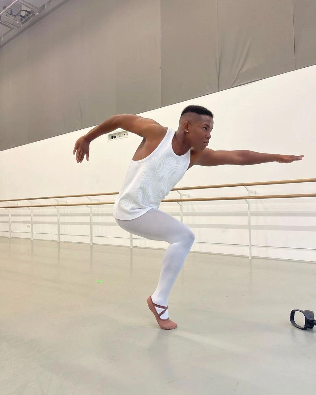 Musa Motha dancing ballet
